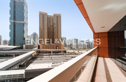 Apartment - 2 Bedrooms - 4 Bathrooms for sale in Dubai Jewel Tower - Dubai Internet City - Dubai
