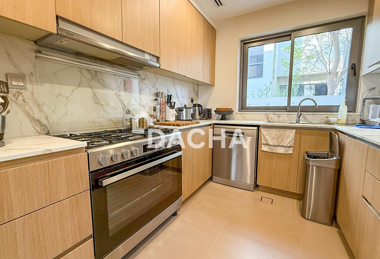 Private Pool | Private Gym | Fully Upgraded photo 5