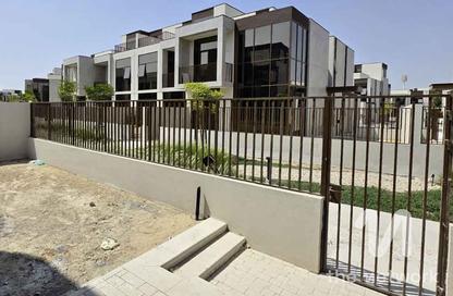 Townhouse - 4 - 4 for sale in Mudon Al Ranim 8 - Mudon - Dubai