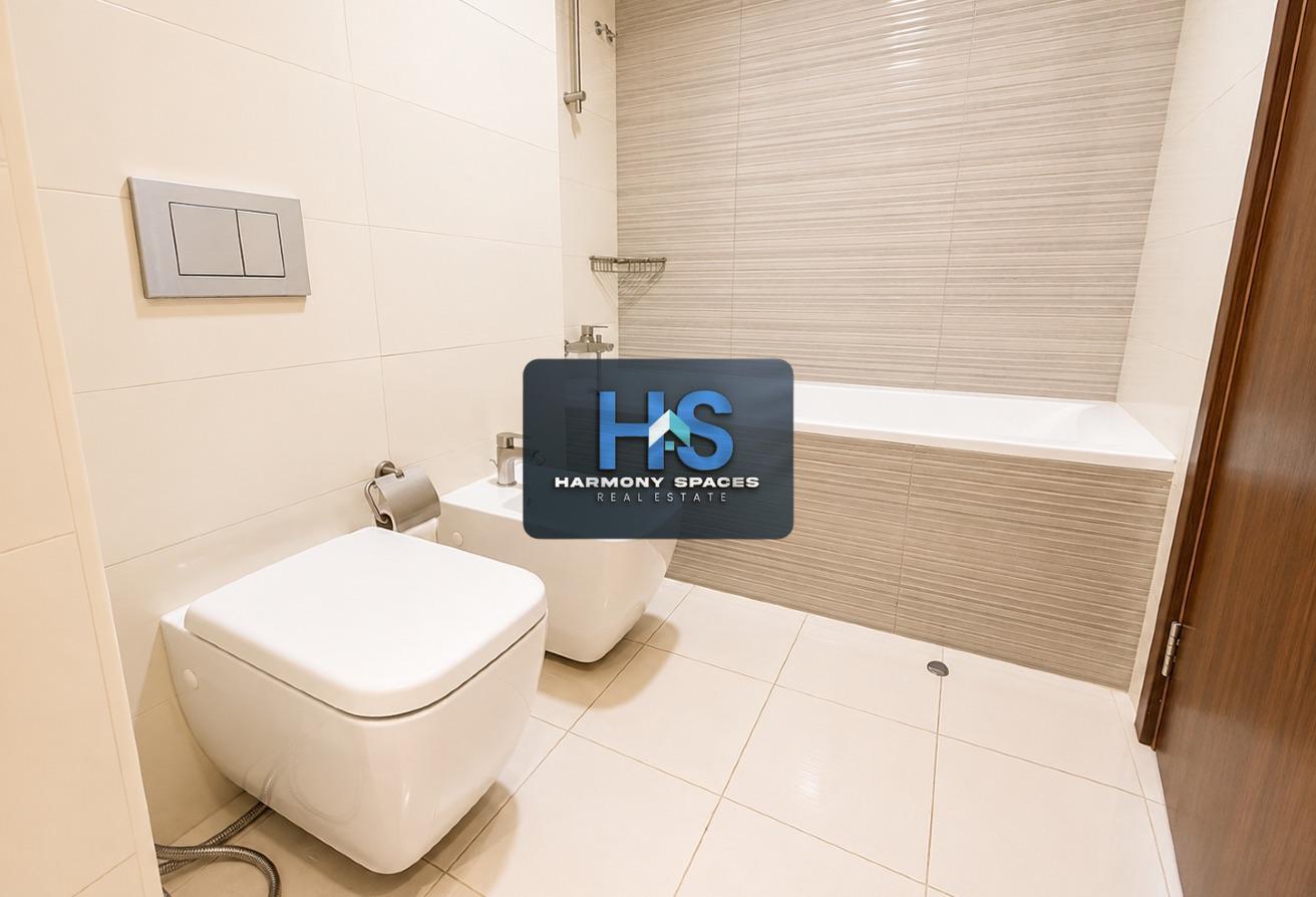 2BR Apartment | Wide Water & City Views | Vacant photo 15