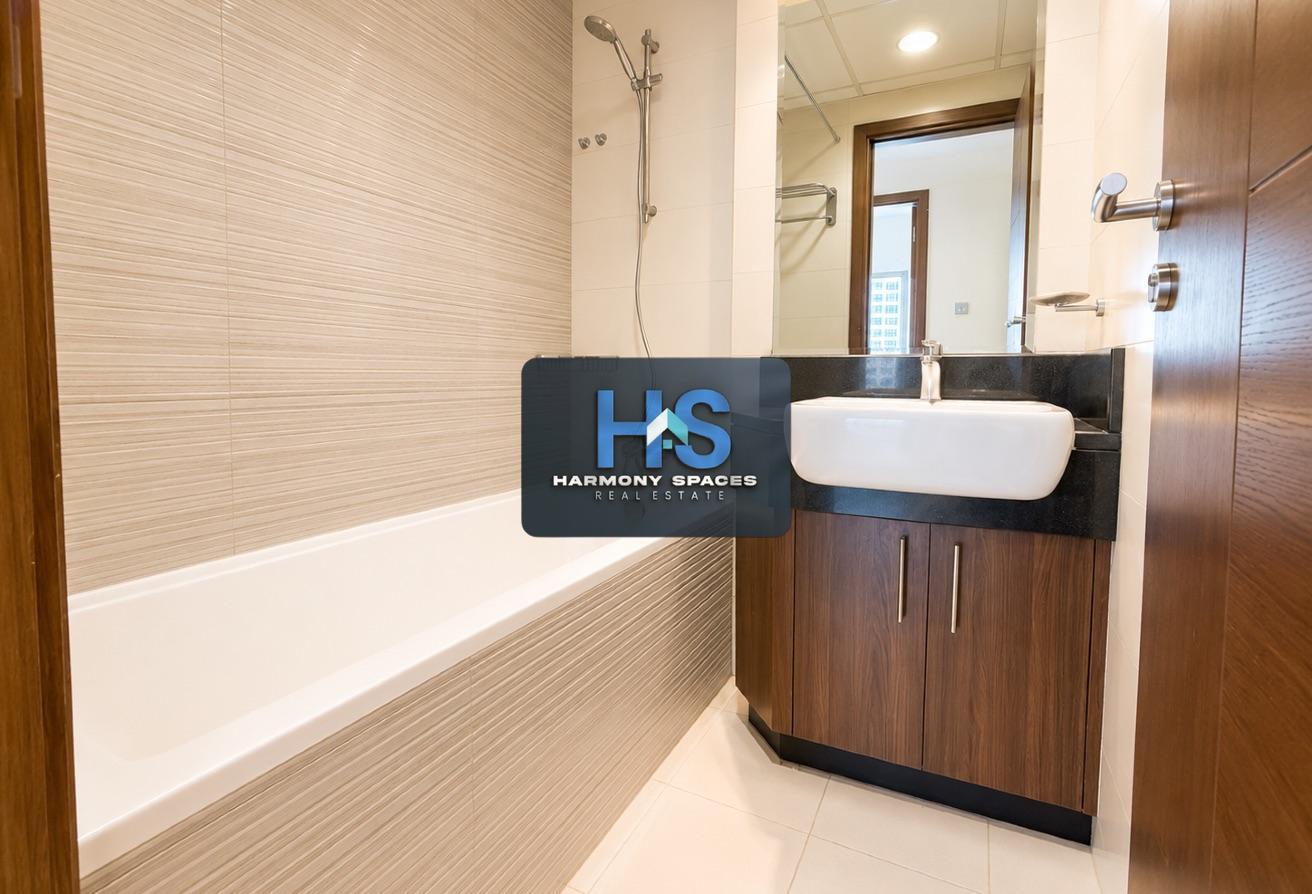 2BR Apartment | Wide Water & City Views | Vacant photo 16