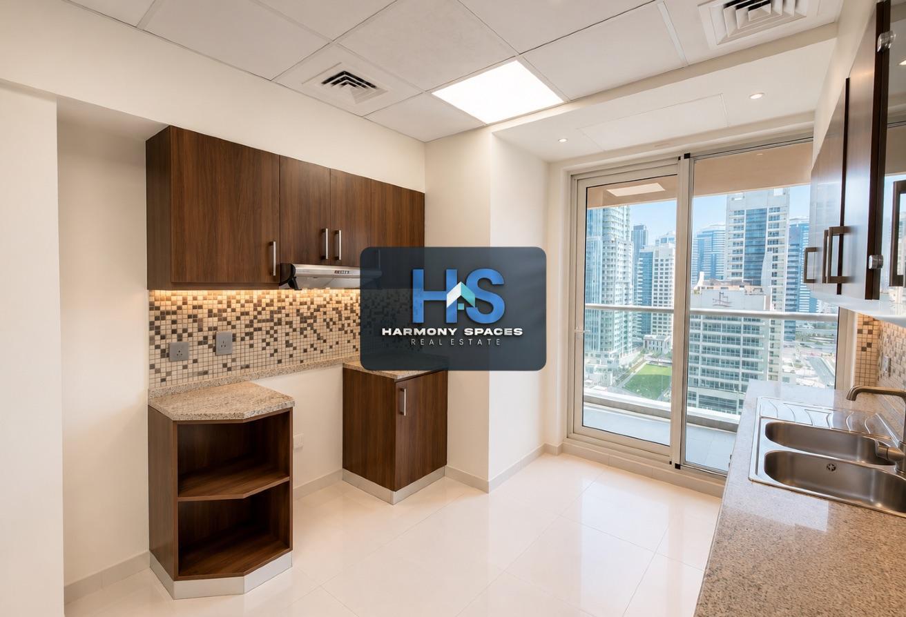 2BR Apartment | Wide Water & City Views | Vacant photo 12