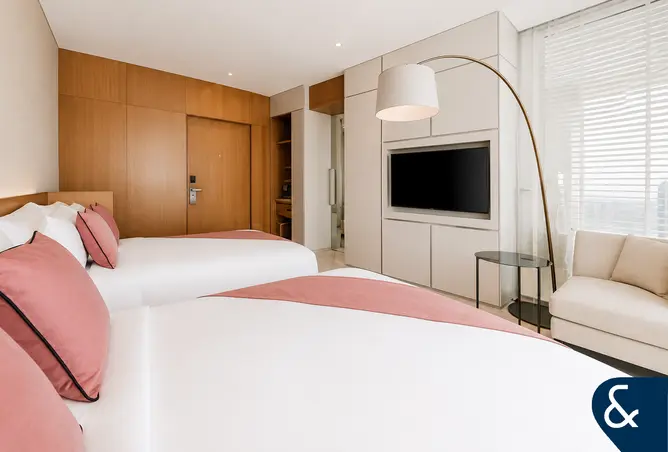 132015843 - Property Image 3