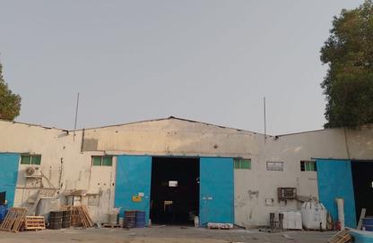Warehouse - Studio for rent in Umm Al Thuoob - Umm Al Quwain