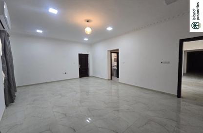 Villa - 7+ - 7+ for rent in Al Dhait South - Al Dhait - Ras Al Khaimah