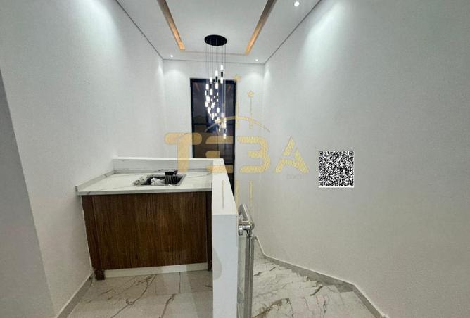 134615135 - Property Image 2