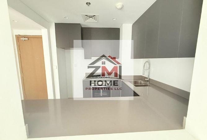 72733239 - Property Image 2