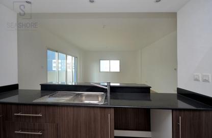 Apartment - 3 - 4 for rent in Tower 6 - Al Reef Downtown - Al Reef - Abu Dhabi