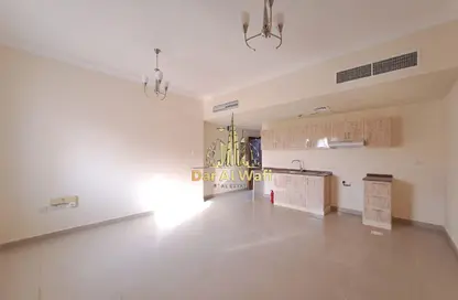 Apartment - Studio - 1 Bathroom for rent in Al Hafeet Tower 7 - Al Nahda - Sharjah