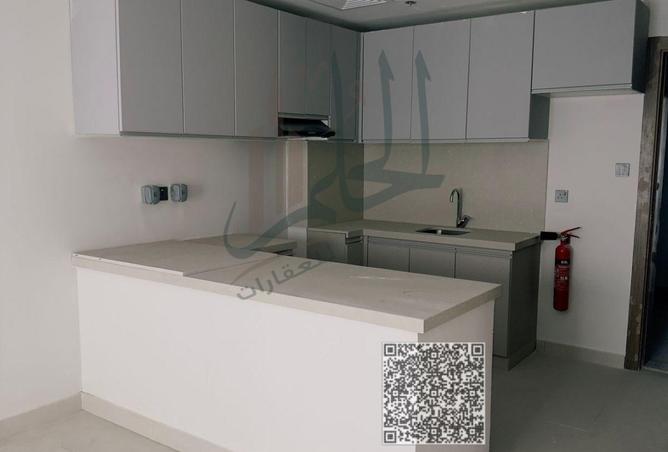 121096581 - Property Image 2