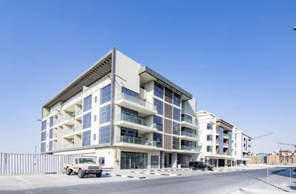 Apartment - 2 Bedrooms - 3 Bathrooms for rent in Bahwan Residence - Meydan Avenue - Meydan - Dubai