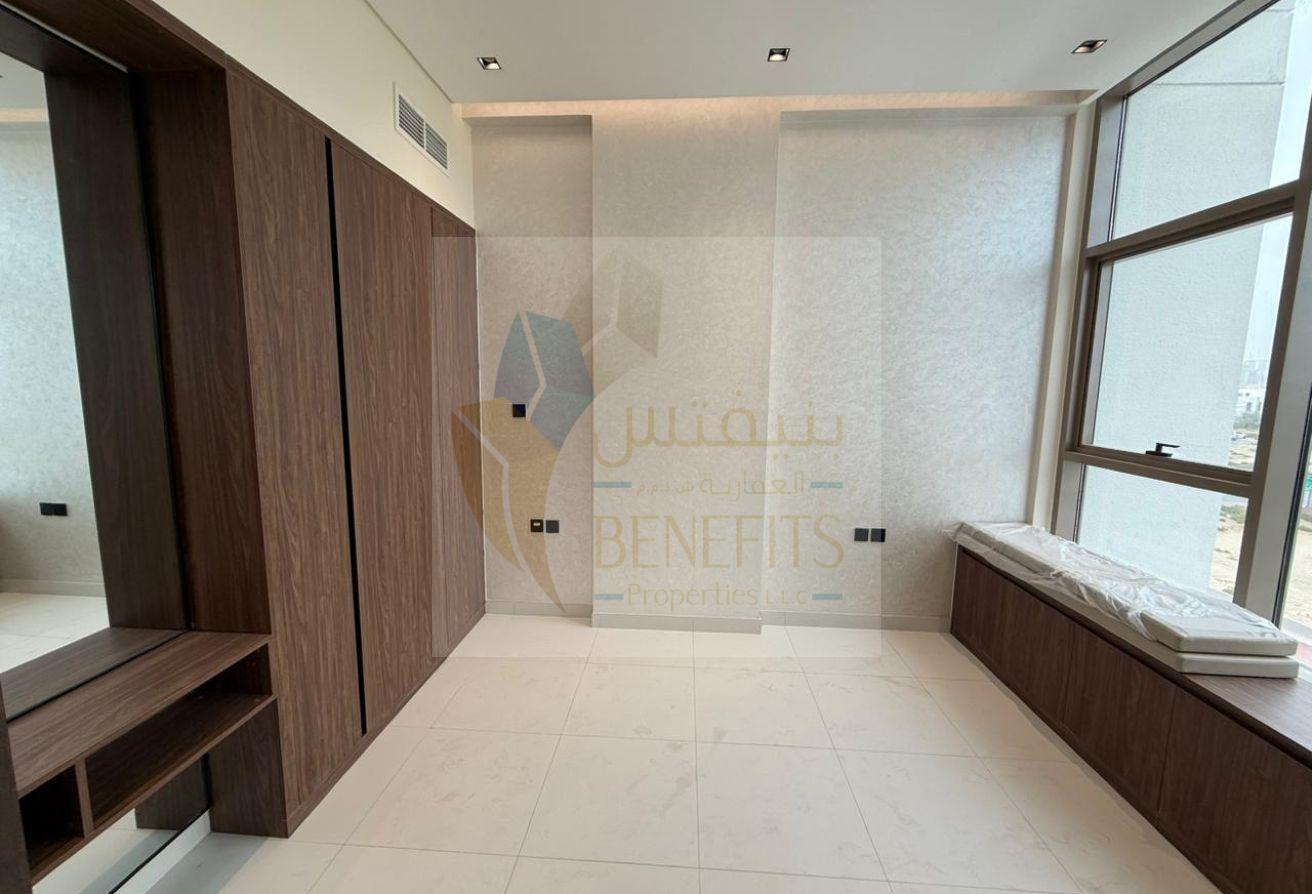 One Bedroom | Smart Luxury Unit | Brand New photo 5