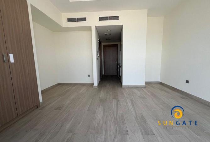 120670783 - Property Image 3
