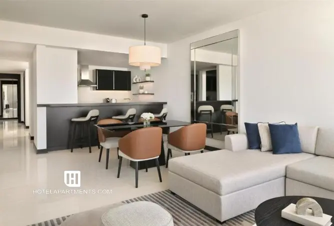 156927000 - Property Image 2