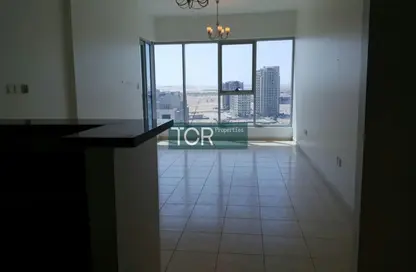 شقة - 1 حمام للايجار في سكاي كورتس تاور D - أبراج سكاي كورتس - مجمع دبي ريزيدنس - دبي لاند - دبي شقة - 1 حمام للايجار في سكاي كورتس تاور D - أبراج سكاي كورتس - مجمع دبي ريزيدنس - دبي لاند - دبي