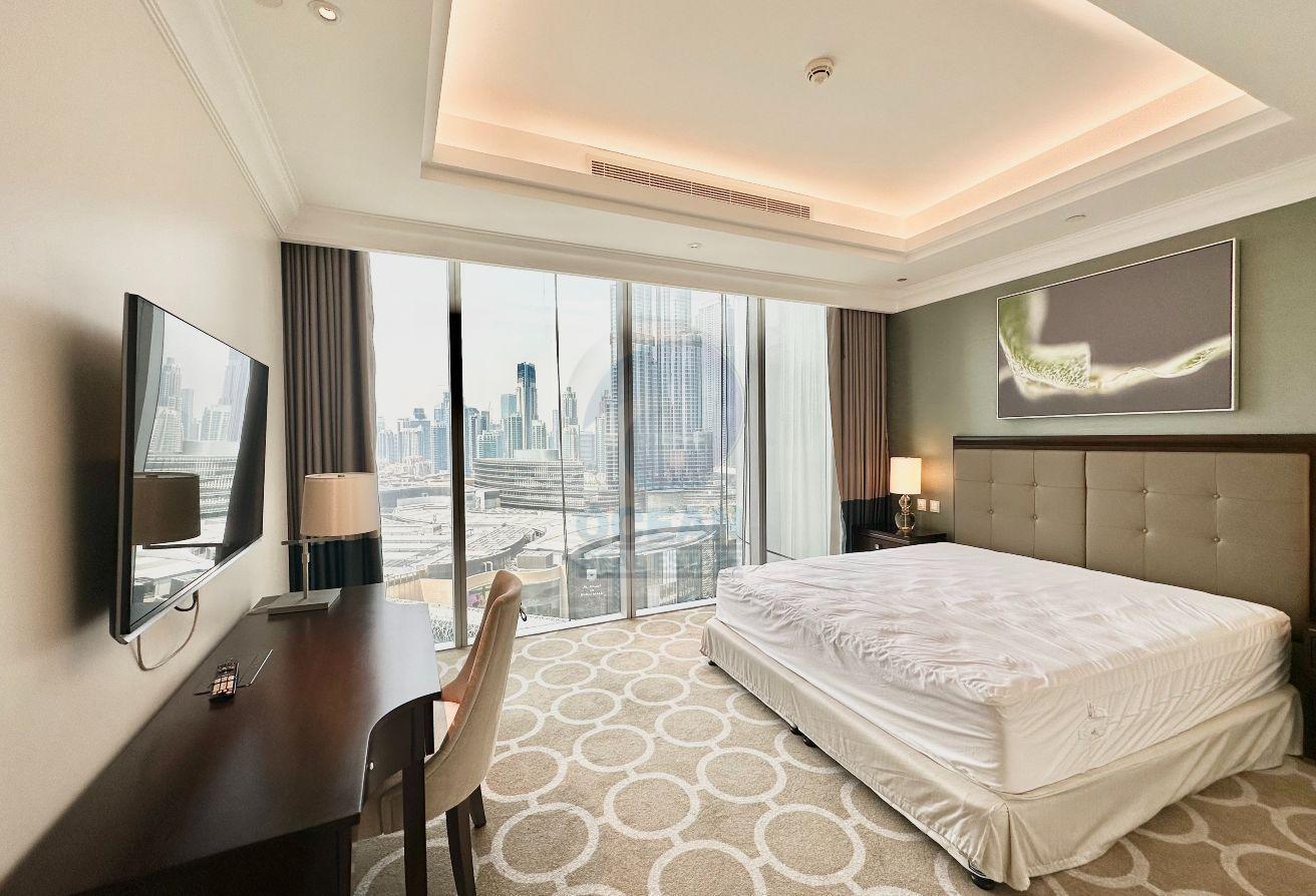 Full Burj Khalifa View | Luxury 2BR | Downtown photo 11
