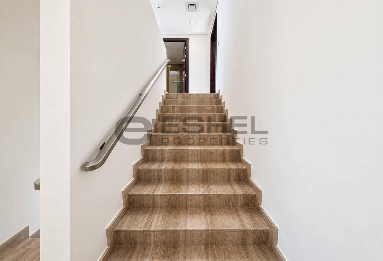 Rare 4 BR Townhouse Apt | BLVD Heights | Downtown photo 10