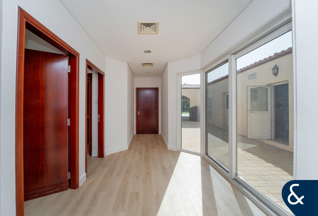 Landscaped Garden | 4 Bed | Quiet Location photo 7