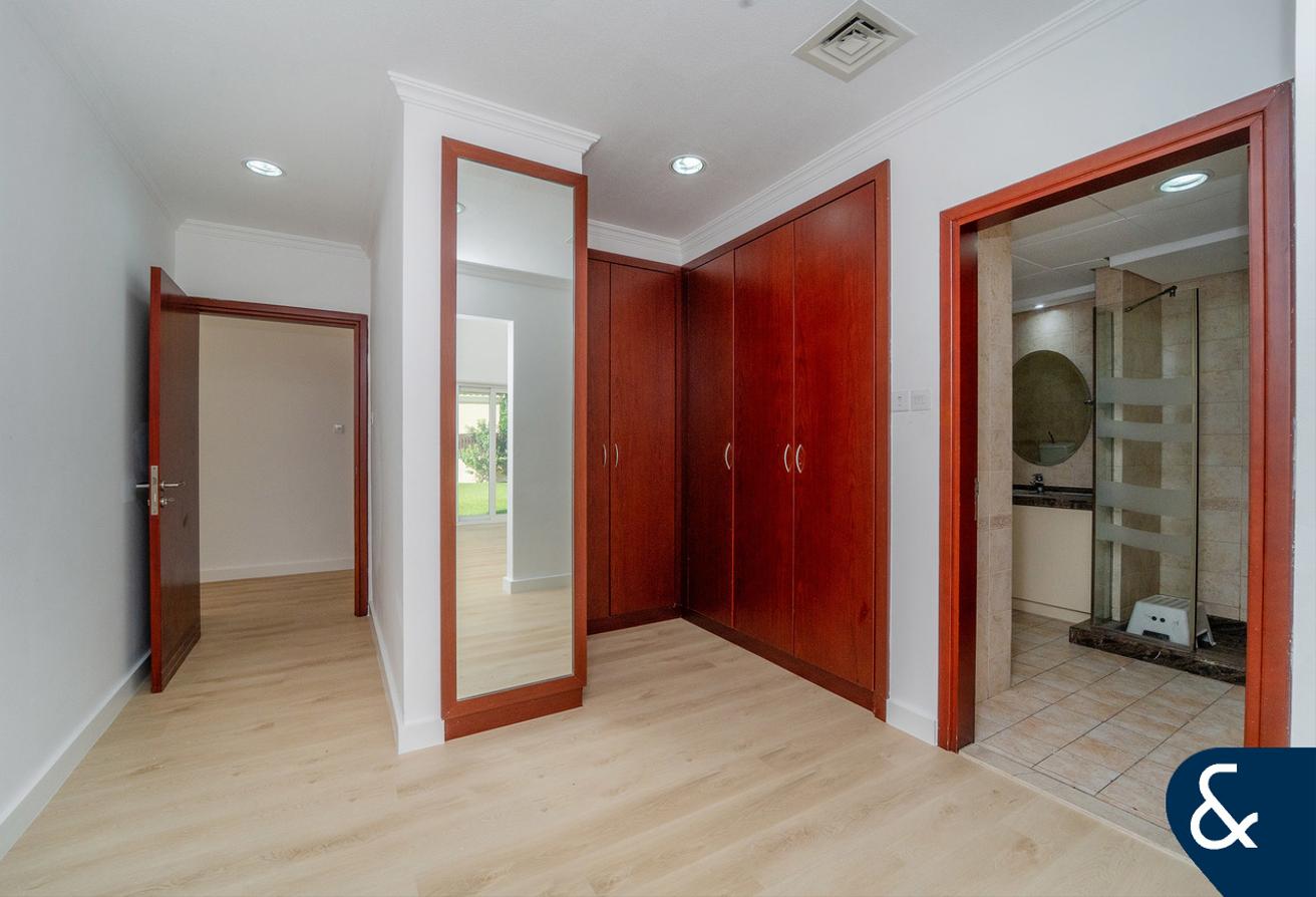 Landscaped Garden | 4 Bed | Quiet Location photo 17