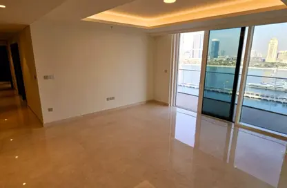 Apartment - 3 Bedrooms - 3 Bathrooms for rent in Palace Beach Residence Tower 2 - Palace Beach Residence - EMAAR Beachfront - Dubai Harbour - Dubai