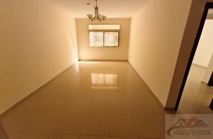 Apartment - 1 Bedroom - 2 Bathrooms for rent in Muwaileh 29 Building - Muwaileh - Sharjah