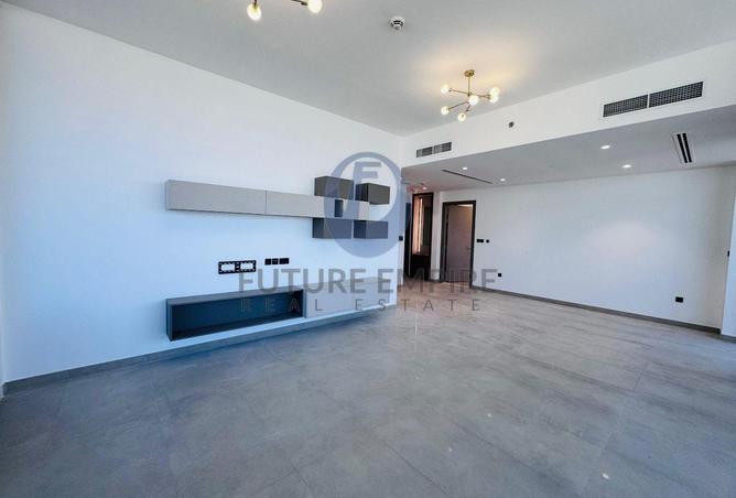 102418160 - Property Image 3