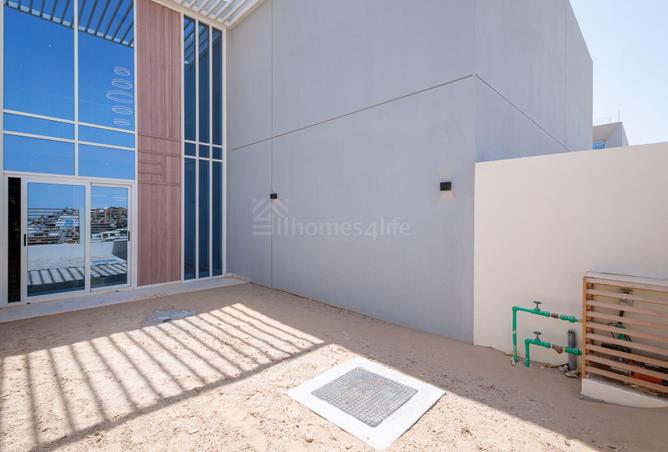 81956401 - صورة العقار 2