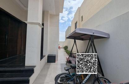 Villa - 5 Bedrooms - 7 Bathrooms for sale in Al Yasmeen 1 - Al Yasmeen - Ajman