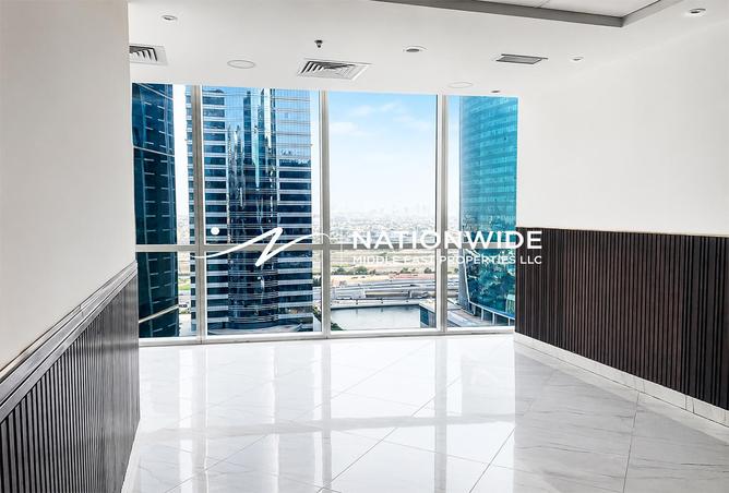 105114704 - Property Image 3