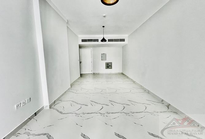 67441719 - Property Image 3