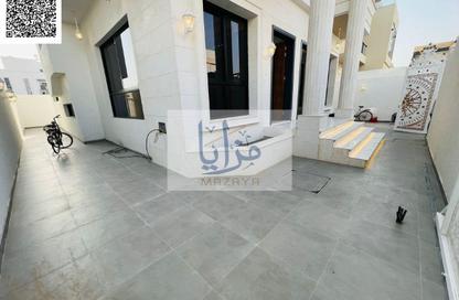 Villa - 5 Bedrooms - 7 Bathrooms for sale in Al Yasmeen 1 - Al Yasmeen - Ajman