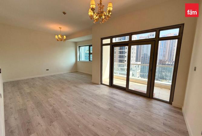 70670328 - Property Image 3