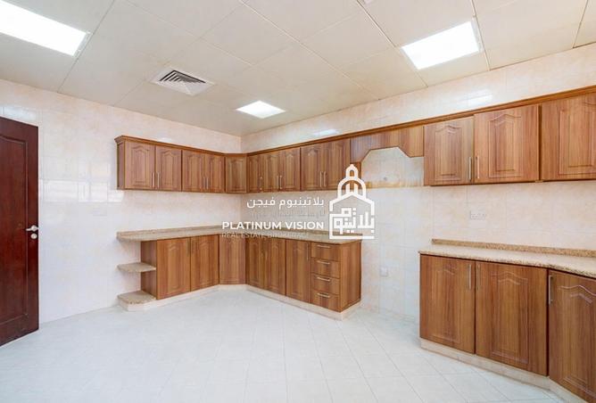 67449299 - صورة العقار 3