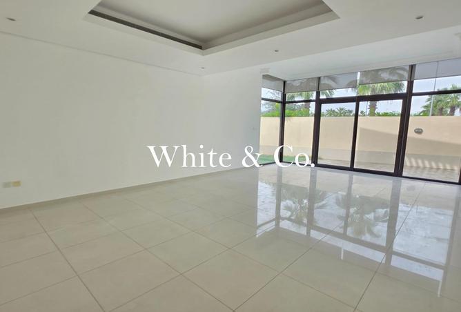 92244300 - Property Image 3