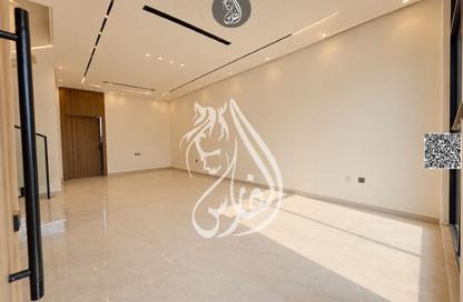 Villa - 5 - 7 for sale in Al Helio 1 - Al Helio - Ajman Villa - 5 - 7 for sale in Al Helio 1 - Al Helio - Ajman