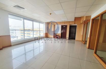Office Space - Studio - 2 Bathrooms for rent in Al Kifaf - Bur Dubai - Dubai
