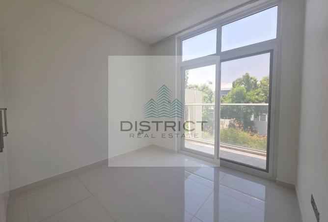 106834415 - Property Image 3