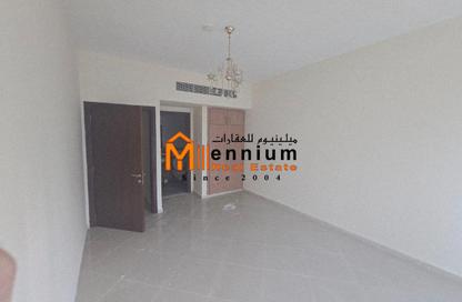 Apartment - 3 Bedrooms - 3 Bathrooms for rent in Canal Star Tower - Al Majaz 3 - Al Majaz - Sharjah