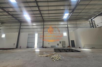 Warehouse - Studio - 1 Bathroom for sale in Umm Al Thuoob - Umm Al Quwain