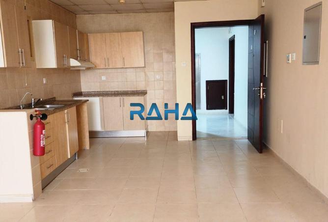 Building 11 شقة 2 غرف مع إطلالة مائية
