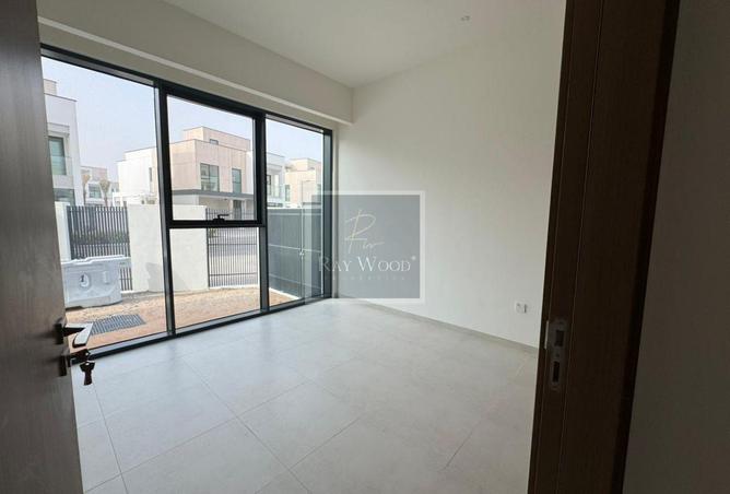 60523963 - Property Image 3