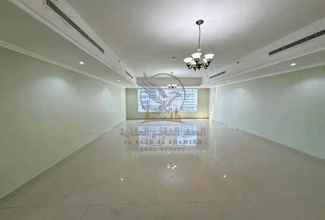 147958101 - Property Image 2