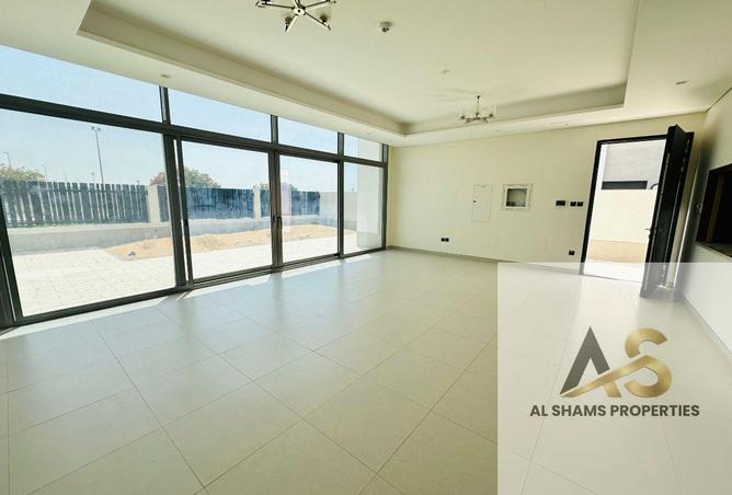 97400355 - Property Main Image