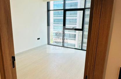 Apartment - 2 - 2 for rent in Marina Living - Dubai Marina - Dubai