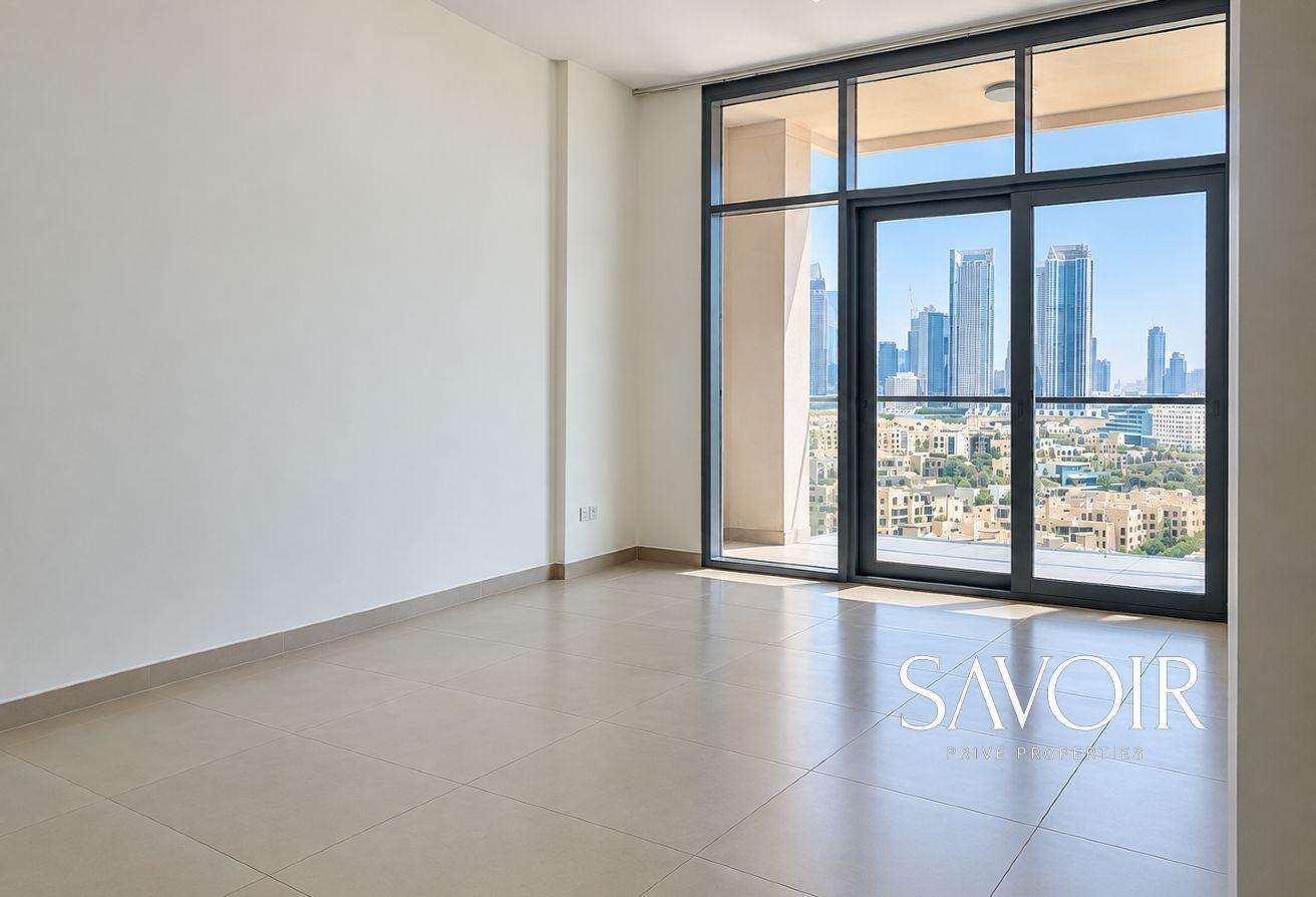 Bellevue Tower 1 | Burj Khalifa view | Unfurnished photo 3