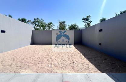 Villa - 2 Bedrooms - 4 Bathrooms for rent in Robinia - Masaar - Tilal City - Sharjah