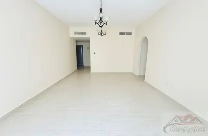 شقة - 2 غرف نوم - 2 حمامات للايجار في بناية مويليح 29 - مويلح - الشارقة