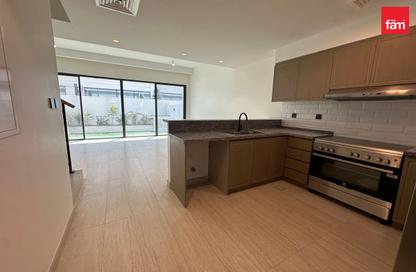 Townhouse - 4 - 3 for sale in Santorini - Damac Lagoons - Dubai Townhouse - 4 - 3 for sale in Santorini - Damac Lagoons - Dubai