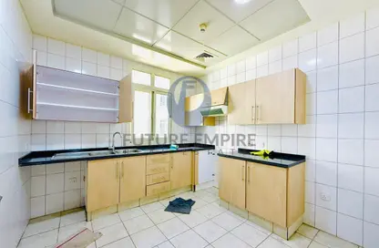 Apartment - 1 Bedroom - 2 Bathrooms for rent in AL Mina Building - Mina Street - Bur Dubai - Dubai