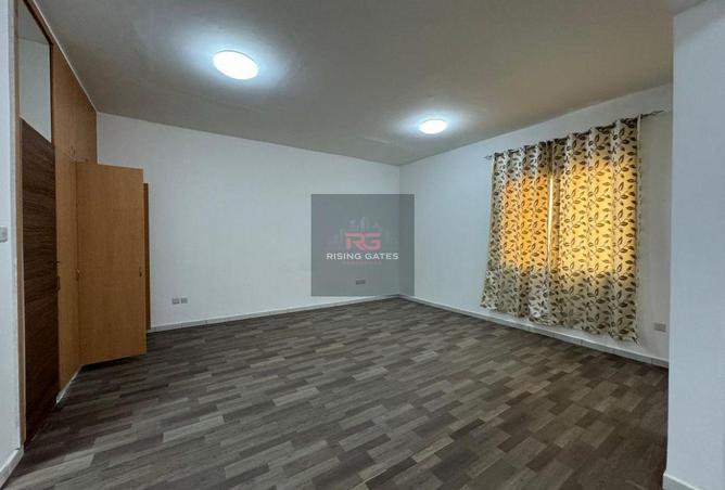 121545432 - Property Image 2